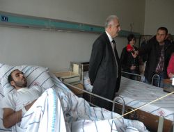 Koçak, depremzedeleri ziyaret etti 